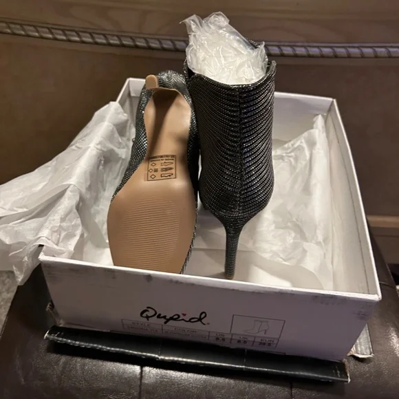 Booties - Picture 2 of 3